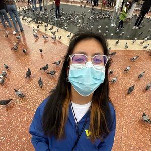 Meet your Posher, Stephanie